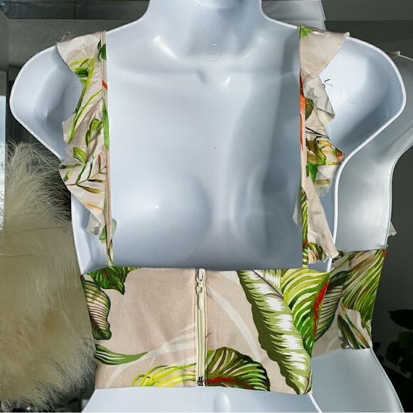 STUDIO F Palm Print Cropped Knit Tank Top Size S - Picture 4 of 7